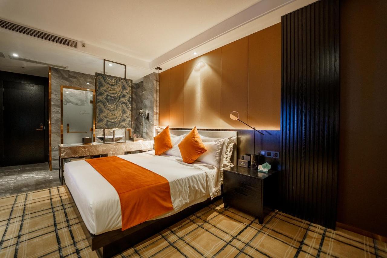Ocean Hotel Phnompen Kültér fotó