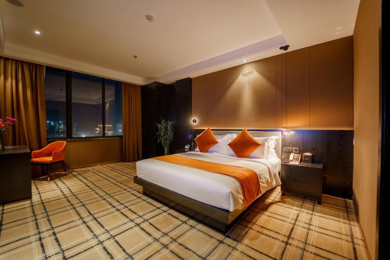 Ocean Hotel Phnompen Kültér fotó