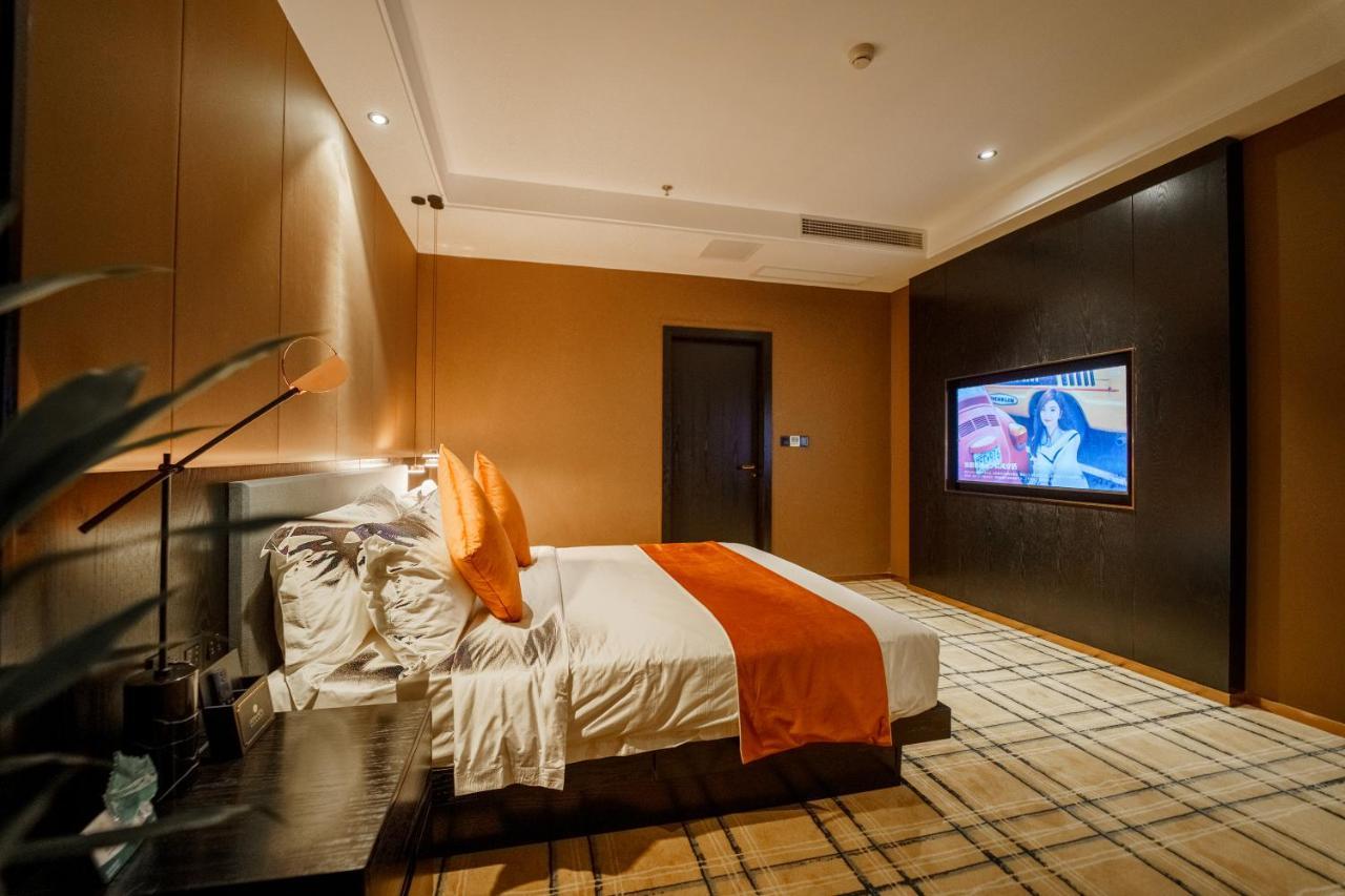 Ocean Hotel Phnompen Kültér fotó